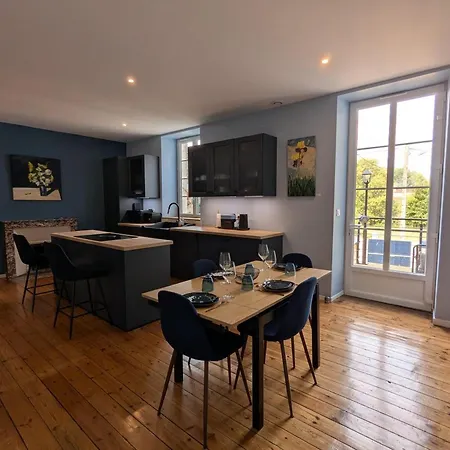 Charmante Maison Xixe Sur Avec 3 Chambres, Cour Privative & Parking - Fr-1-653-280 בית נופש *
