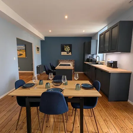 Charmante Maison Xixe Sur Avec 3 Chambres, Cour Privative & Parking - Fr-1-653-280 בית נופש *